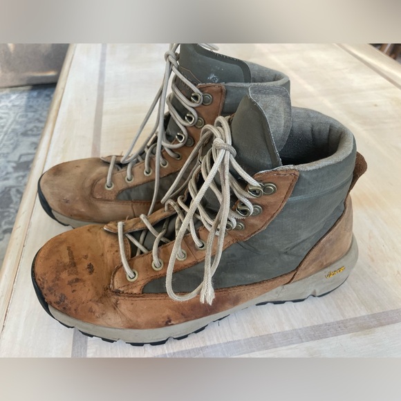 Danner Explorer Brown Leather Boots Size 8.5 Teen Work Boots - Picture 2 of 6